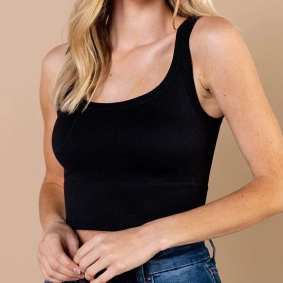 Nikibiki chevron ribbed crop tank, black - Picture 1 of 3